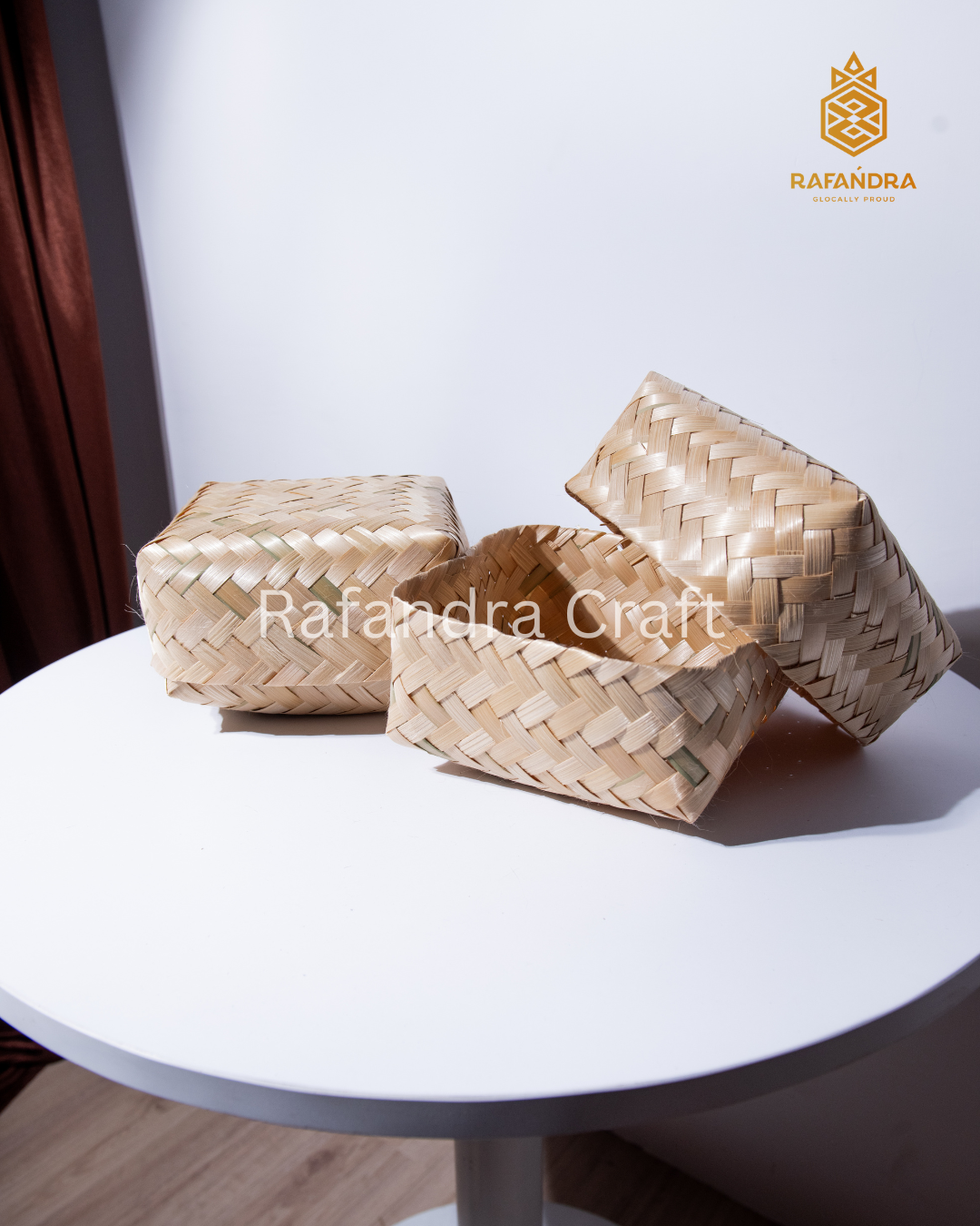 Covered Square Basket of Plaited Bamboo 8x8 (PK-KM6)